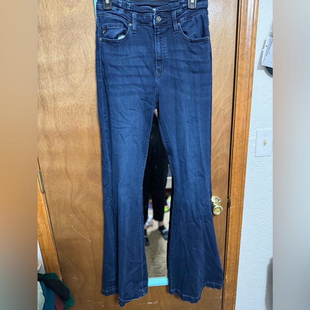 🪩KANCAN DARK WASH BOOTCUT JEANS SIZE 11/29🪩 VERY SOFT🪩 ONLY WORN A FEW TIMES